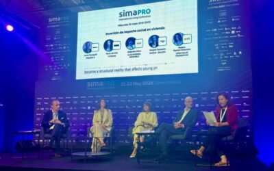 Alejandra Mora, speaker at the panel on social impact investment in housing organized at SIMA.